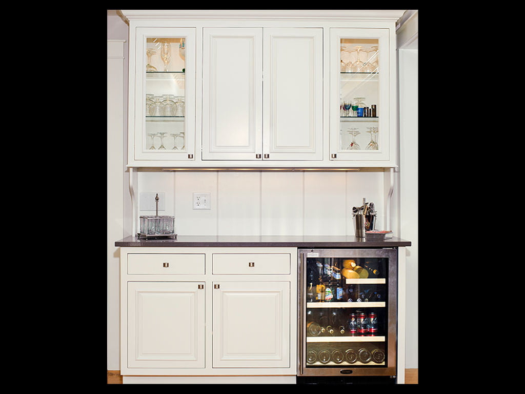 Transitional Bar Cabinetry with Casework
